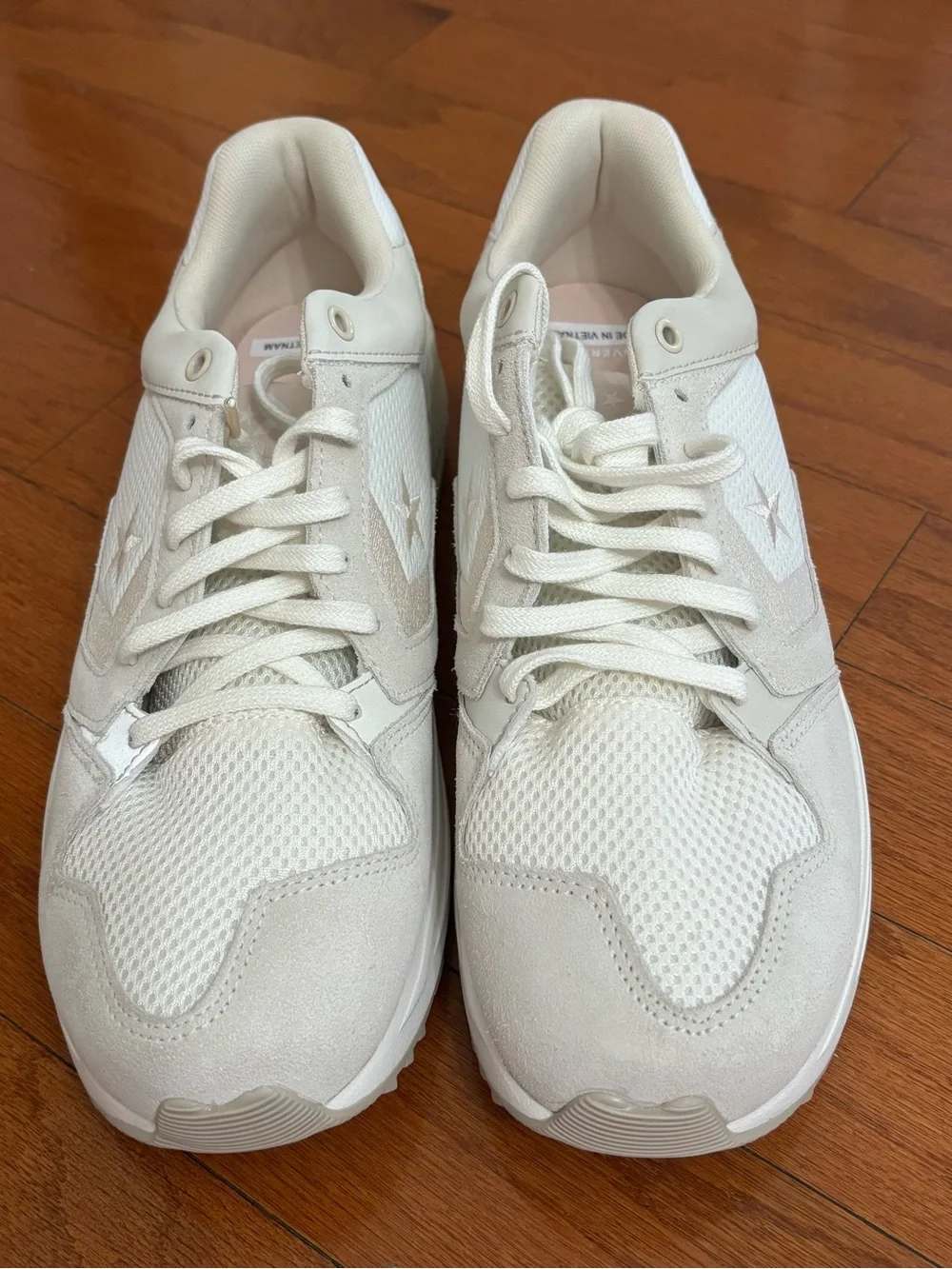 Converse Cream Low-Top Sneakers with Subtle Branding A13462C